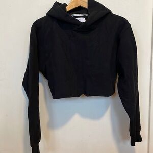 Aritzia TNA - cropped hoodie